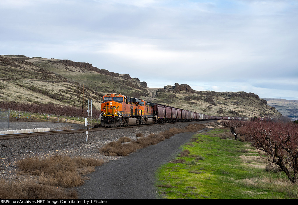 BNSF 6530